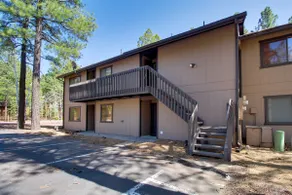 Forest-View Balcony: Pinetop-Lakeside Condo - Image 3