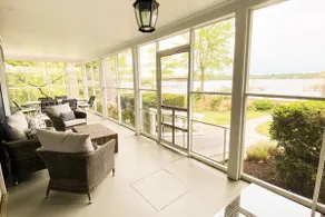 Waterfront River Breeze w private pier & billiards - Image 2