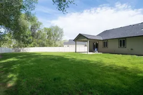 Greenbelt Retreat | Huge Private Yard | Near NNU & Downtown Nampa | Sleeps 10 - Image 2