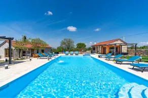 Promina-Luxusvilla mit 72 m2 beheiztem Pool, Whirlpool, Infrarotsauna, Tennisplatz, Medienraum - Image 3
