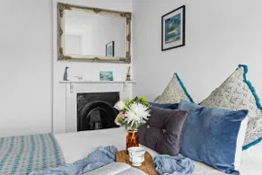 Heart of Torcross - Log burner - Ley views - Image 5