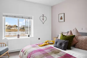 Heart of Torcross - Log burner - Ley views - Image 4