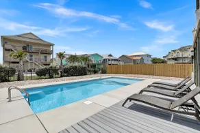 Ocean view, pet friendly home only steps from the beach w/EV charger Swimming Pool and hot tub - Image 3