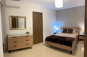 Spinola Bay Apt - Beatiful 3-Double Bed apt near beach in Prime Location - Image 2