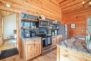 Fern Haven A modern take on Hocking Hills cabins - Image 5