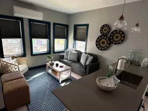 Full Kitchen & Laundry in Large Condo- Very Clean! - Image 2