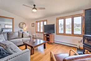 Cozy Castleton Cabin with Fire Pit + Water Access! - Image 4