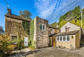 The Artists Loft - a superb cottage sensitively converted from a Grade II Listed 17th Century building - Image 4