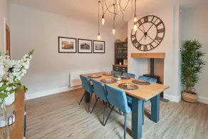 Host Stay King s Cottage - Image 2