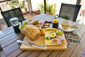 Private Rainforest Spa Cottage - Image 5