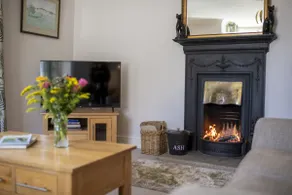 Brook House - Image 4