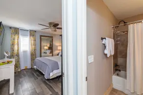 A Point to Happiness at Lake Martin, sleeps 9! - Image 4