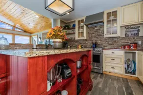 A Point to Happiness at Lake Martin, sleeps 9! - Image 3