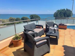 Villa Farell just in front of the sea - Image 4