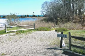 Walk To Beach, Hyannisport Three Bedroom! - Image 5