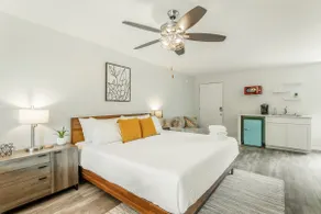 02 The Wright Suite - A PMI Scenic City Vacation Rental - Image 3