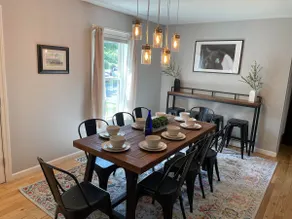 Saratoga Retreat – Minutes to Track & Town - Image 4