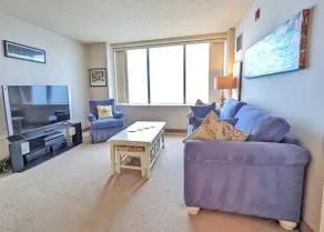 1 Bedroom Right on Boardwalk! Free Parking + Pool - Image 5