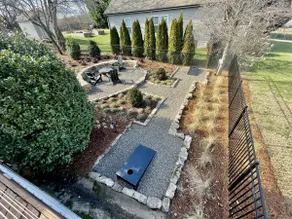 fire pit+corn hole+bikes+gym+golf pass | Art inspired retreat - Image 4