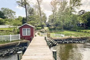 Waterfront River Cottage for 2, dog-friendly - Image 2