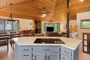 2 Tan Oak-Hot Tub-3BR/2BA - Image 5