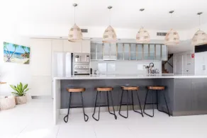 Amazing Currimundi Lakefront Ocean Penthouse - Image 5