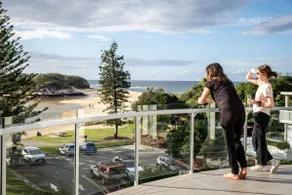 Amazing Currimundi Lakefront Ocean Penthouse - Image 2