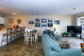 Pool Days & Water Fun Await: Lake Ozark Escape! - Image 5