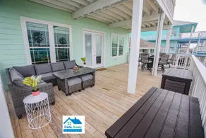 Kalm by the Beach - Ocean View - Sleeps 14 - Image 2