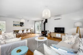Gigglewiggy, Somers - PAY 2, STAY 3 Nights! - Image 2