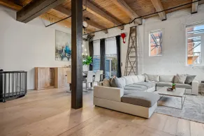Chic 2-Story Loft w/ Private Patio & Parking - Image 4