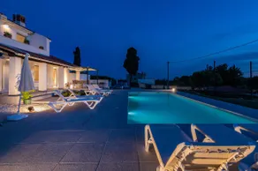 Villa Kati Bati, a perfect summer villa with pool - Image 4