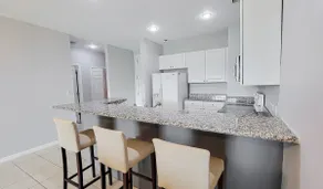 Gorgeous Decorated 2 bed Pacifico Condo - Image 2
