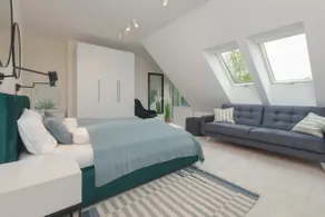 Secluded 13 | 1 Bedroom | Parking | Balcony - Image 2