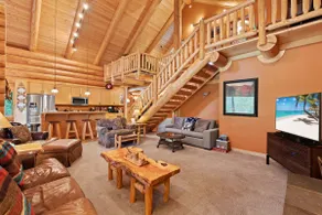 Private lodge with stunning mountain views - Image 5