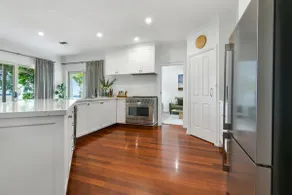 Wren Hill - Dreamy Home with Spectacular Views - Image 5