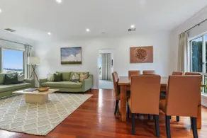 Wren Hill - Dreamy Home with Spectacular Views - Image 3