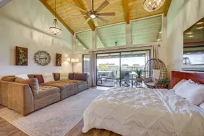 Chic Waikoloa Condo w/ Lanai + Complex Pools! - Image 4
