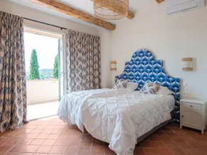 Villa avec vue sur la mer et piscine - Image 5
