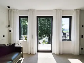 Apartment-Ensuite with Bath-Balcony - Image 2