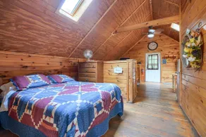 Blue Rose Cabins - Country Cottage - Image 5