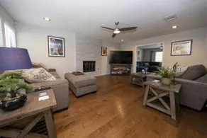 ⭐️Amazing Austin Getaway ⭐️Fantastic Pool ⭐️Great Area ⭐️ - Image 2