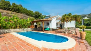 Casa La Lomilla Canillas de Albaida by Ruralidays - Image 4