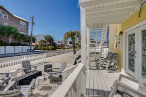 Walk to Beach: 3BR w/ Fire Pit & Plenty of Parking - Image 4