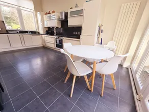 Delightful 4 bedroom family home in Newington - Craigmillar Park - Image 3
