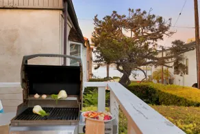 Mission Point 2 by AvantStay Mission Beach Home w Large Balcony Steps to Beach - Image 4