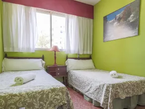 Nice 3 bed apt Sevilla Buhaira - Image 3