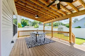 Beautiful home with pond view and free Golf Cart! - Image 3