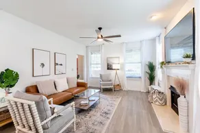 Beautiful home with pond view and free Golf Cart! - Image 2