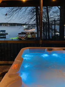 Hot tub, golf cart, pet friendly, sleeps 12! - Image 2